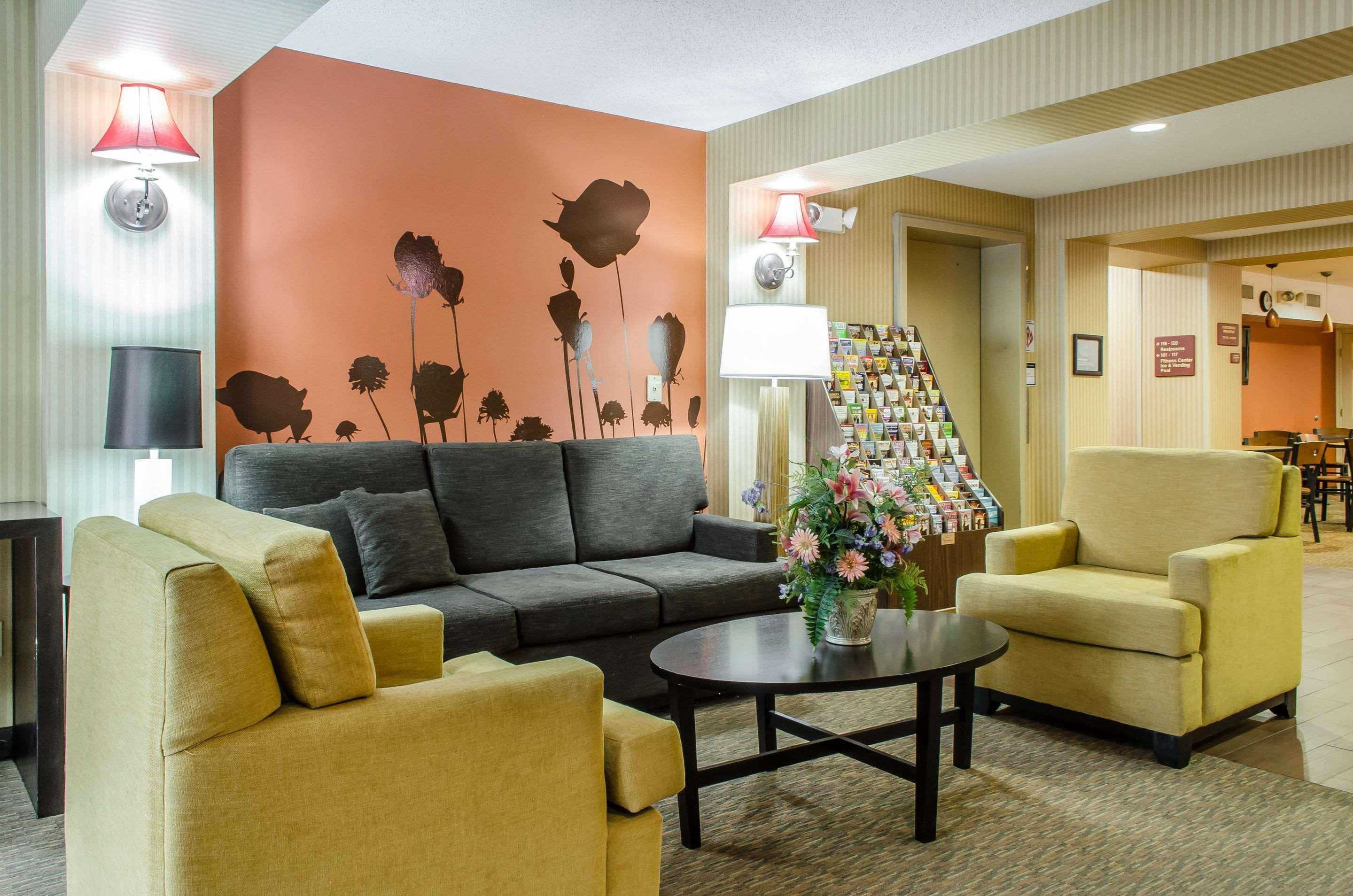Sleep Inn & Suites Ronks Exterior photo