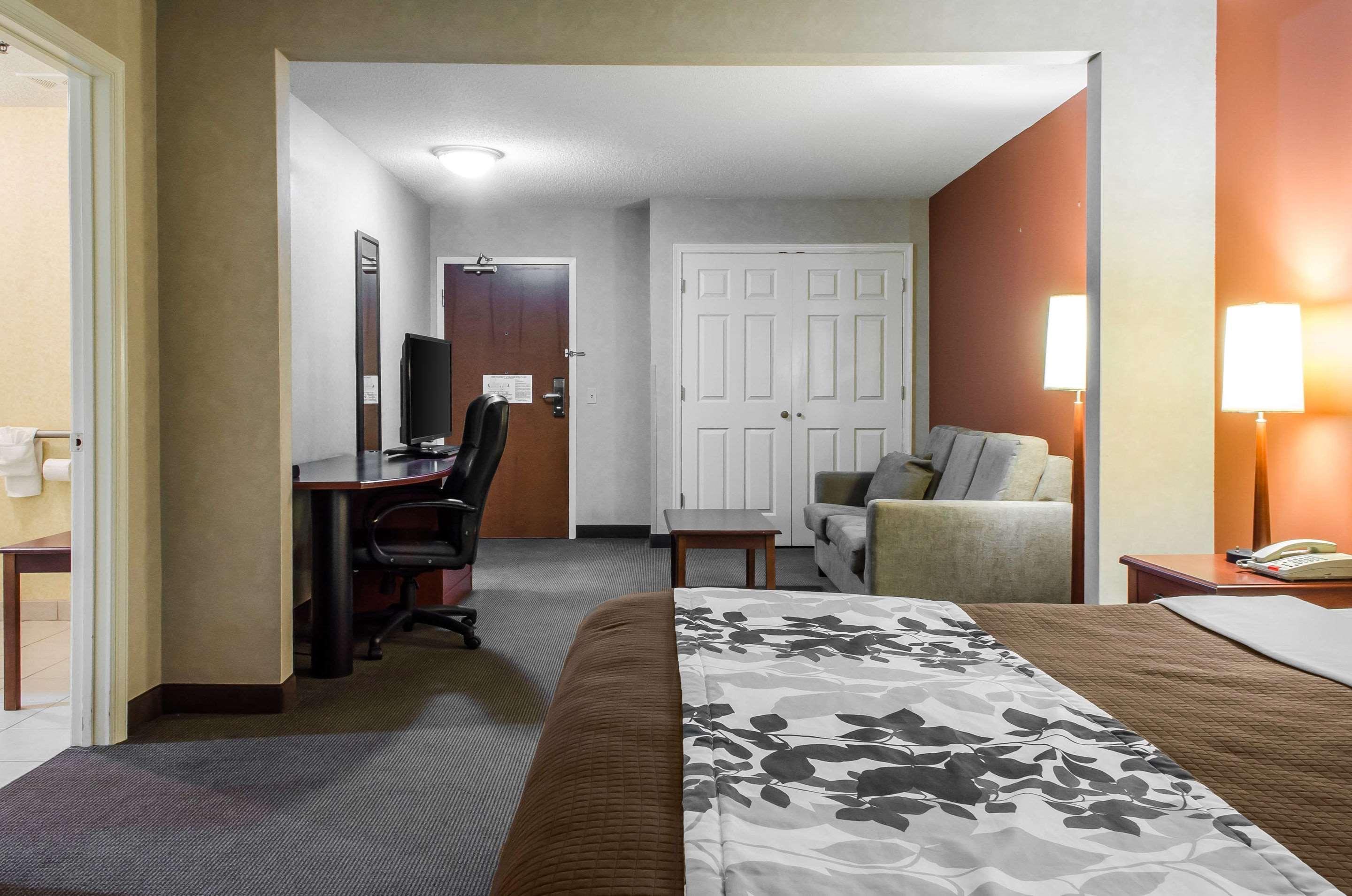 Sleep Inn & Suites Ronks Exterior photo